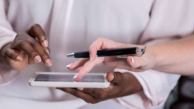 Image for 79% of UK office workers embrace e-signature, as 2020 reshapes broader perceptions of agreements