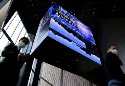 Image for World equities waver as bond yields rise after ‘stunning’ U.S. jobs data, earnings