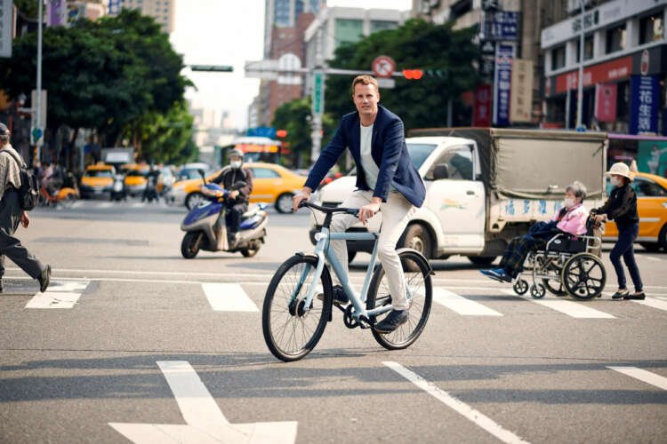Image for Dutch e-bike maker VanMoof bankrupt, administrators may sell assets