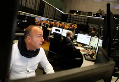 Image for European shares dip as bond yields stay high ahead of US jobs data