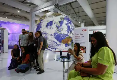 Image for COP27 negotiators still far apart on strong climate deal