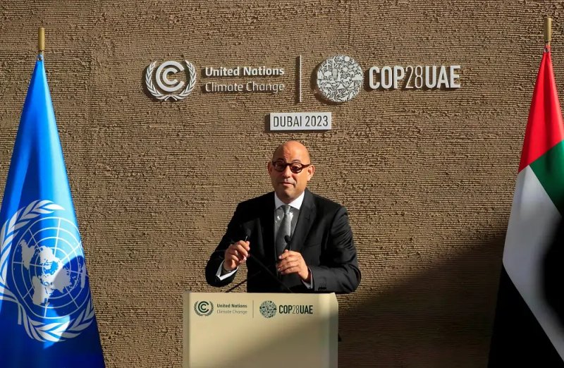 Image for New COP28 draft deal stops short of fossil fuel ‘phase out’