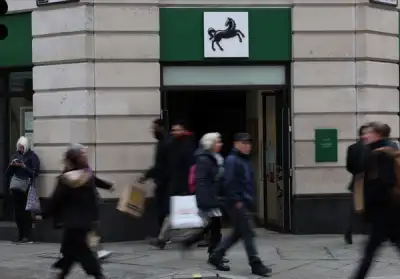 Image for Lloyds to shut 136 branches in UK amid digital banking shift