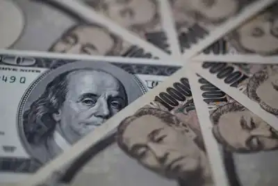 Image for Investors snap up dollar on hawkish Fed views; yen slumps past 126