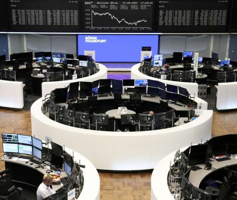 Image for European shares fall 2% to one-week lows on tech tumble, China woes
