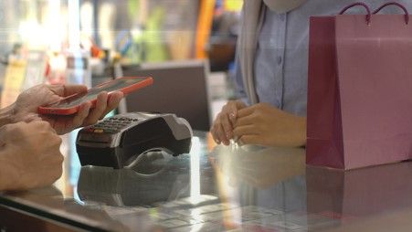 Why Instant Payments Are Changing Customer Expectations Forever