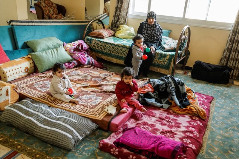 Image for Israeli troops to remain in Jenin refugee camp, defence minister says