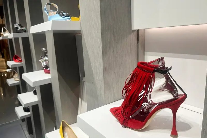 Image for Luxury shoemaker Manolo Blahnik enters China market after 22-year legal tussle