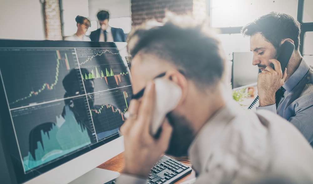 Traders adapting to remote work with technology during the pandemic - Global Banking & Finance Review