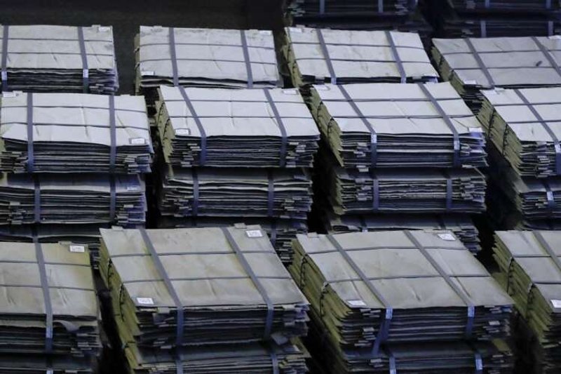 Image for Exclusive-China’s regulators check risks to futures brokers from nickel positions