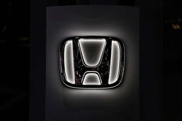Honda vehicles on display at the New York Auto Show, related to recall news - Global Banking & Finance Review