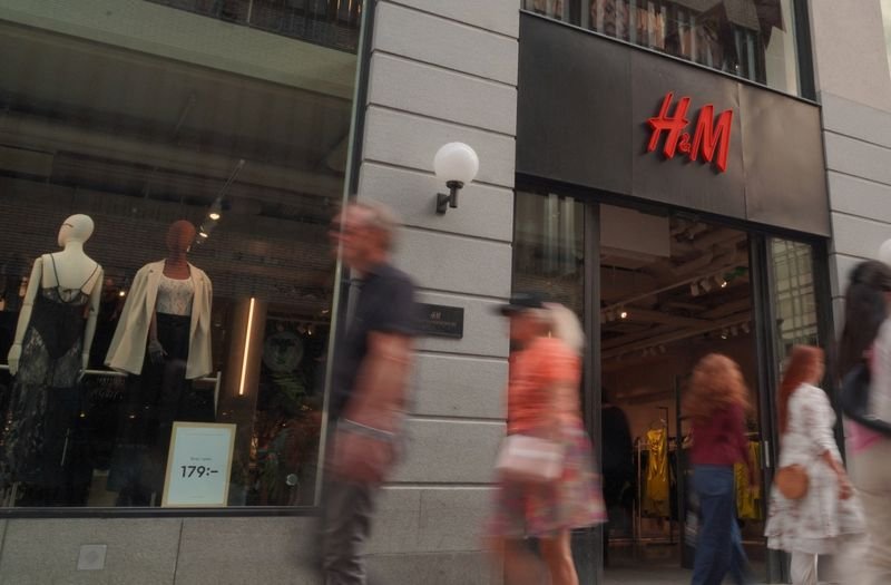 H&M store showcasing autumn collection amid Black Friday sales trends - Global Banking & Finance Review