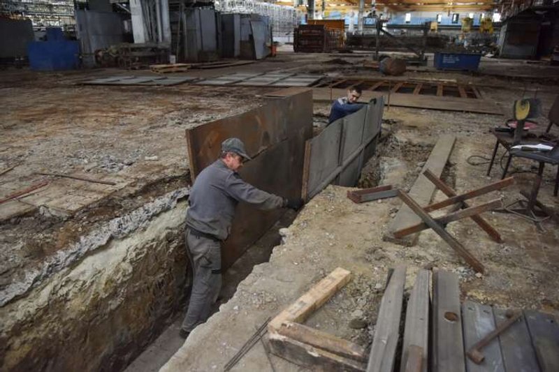 Image for Ukraine rebases businesses from war front to shield vital producers