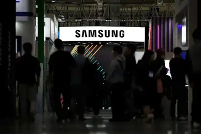 Image for Samsung Electronics changes chip chiefs after Chairman Lee confronts ‘crisis’