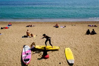 Image for Foreign tourism to Spain slumps 93.6% in February amid COVID curbs