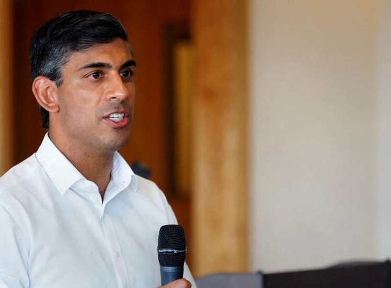 Image for British PM candidate Sunak vows 20% income tax cut by 2029