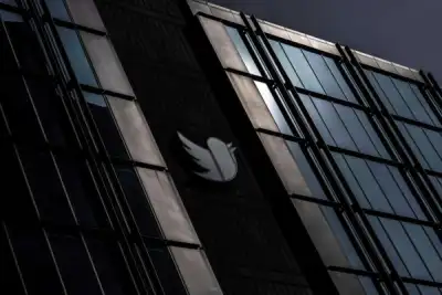 Image for Twitter asks some laid off workers to come back, Bloomberg reports