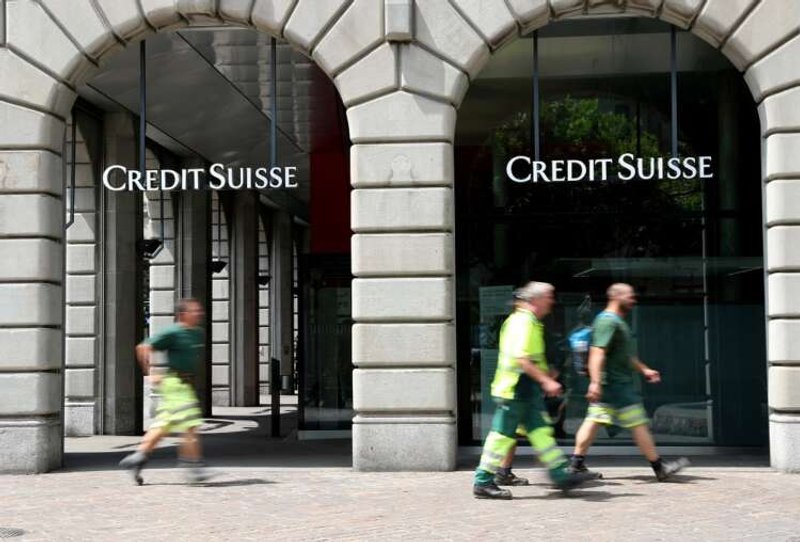 Image for Credit Suisse shares falter on bleak ratings news