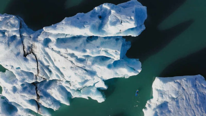 Image for Extreme kayaker Newman explores Icelandic glacier