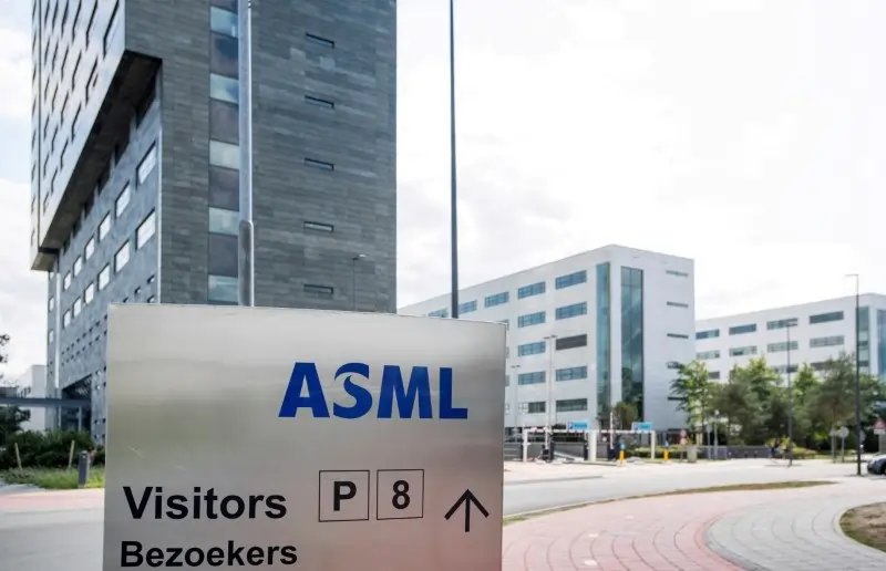 ASML's semiconductor production facility highlighting chip manufacturing amid US-China export regulations - Global Banking & Finance Review