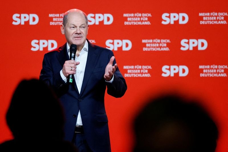 Image for Scholz says Musk's backing of right-wing in Europe is disgusting