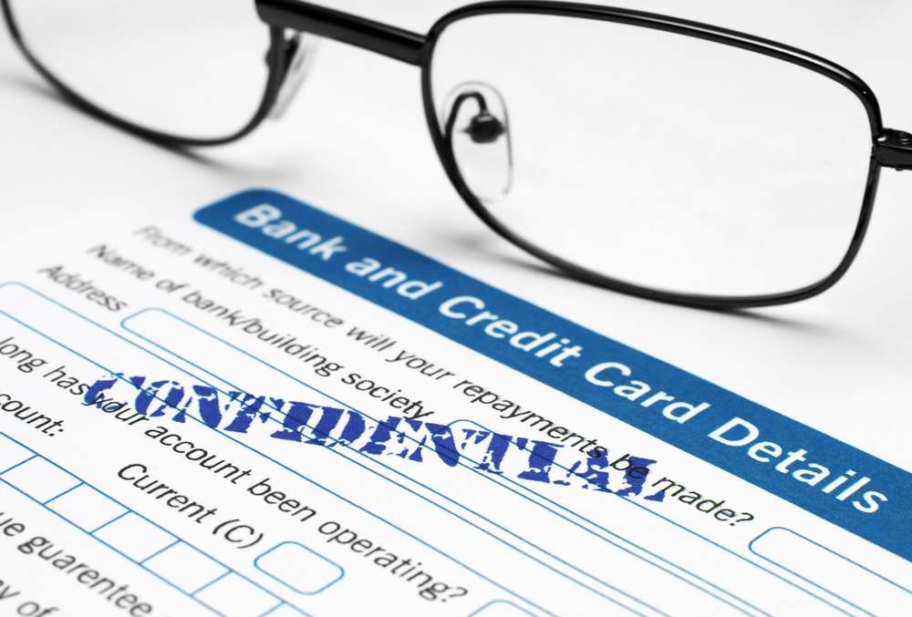 Credit cards and holiday shopping preparations ahead of Christmas - Global Banking & Finance Review