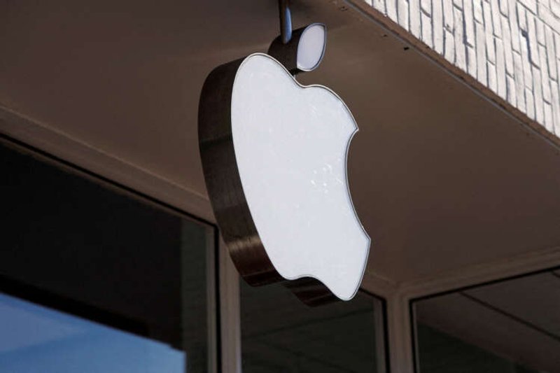 Image for Spain antitrust watchdog fines Amazon, Apple $218 million