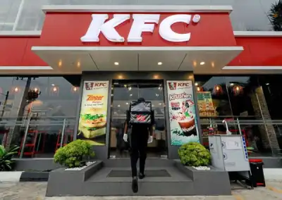 Image for Worst-paying blue chip employers bolstered CEO pay in pandemic, report says