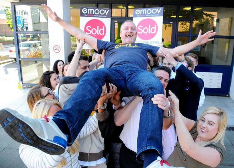 Russell Quirk crowdsurfing