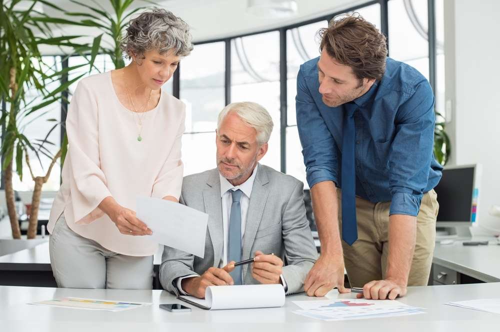 CFO analyzing financial data for strategic decision-making - Global Banking & Finance Review