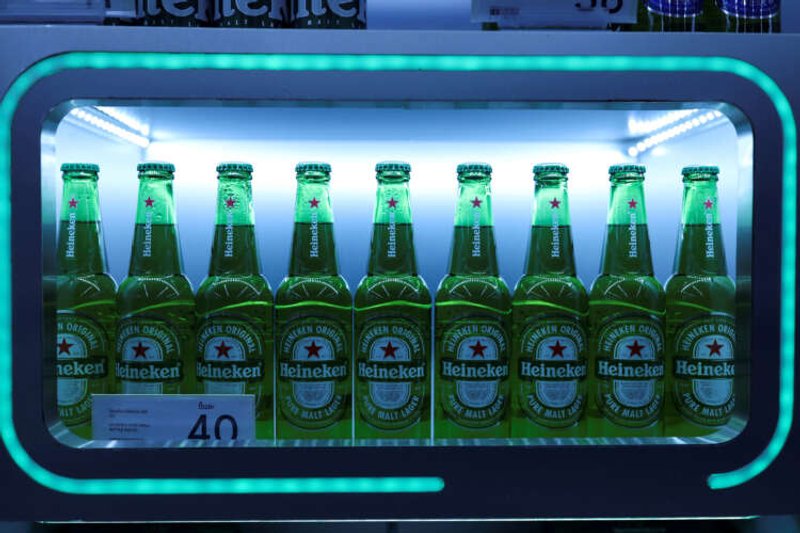 Image for Heineken sees Europe resilience offseting Asia slowdown risk