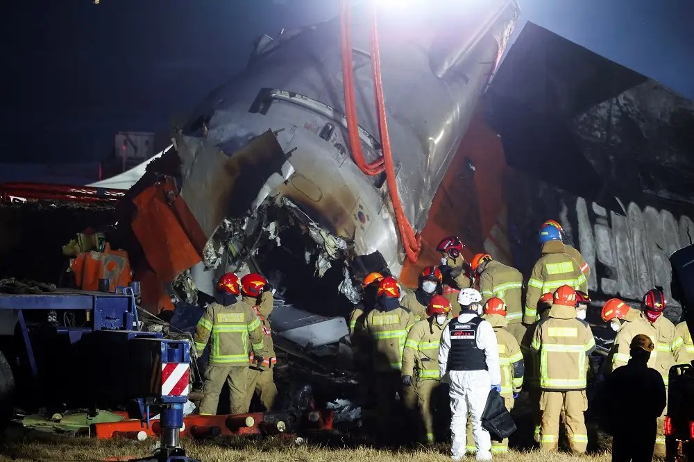 Jeju Air flight crash aftermath at Muan International Airport - Global Banking & Finance Review