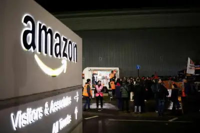 Image for Amazon UK to spend 170 million stg on staff pay rises