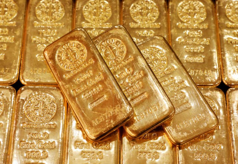 Image for Britain carves out exemption for gold clearing banks from Basel III rule