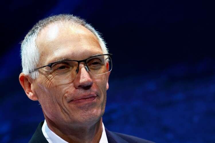 Stellantis CEO Carlos Tavares at the 2022 Paris Auto Show discussing EU fossil-fuel car ban - Global Banking & Finance Review