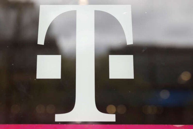 Image for Polish regulator accuses T-Mobile of misleading advertising