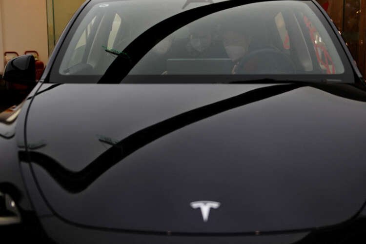 Image for Tesla begins sale of cheaper Model Y vehicle in South Korea