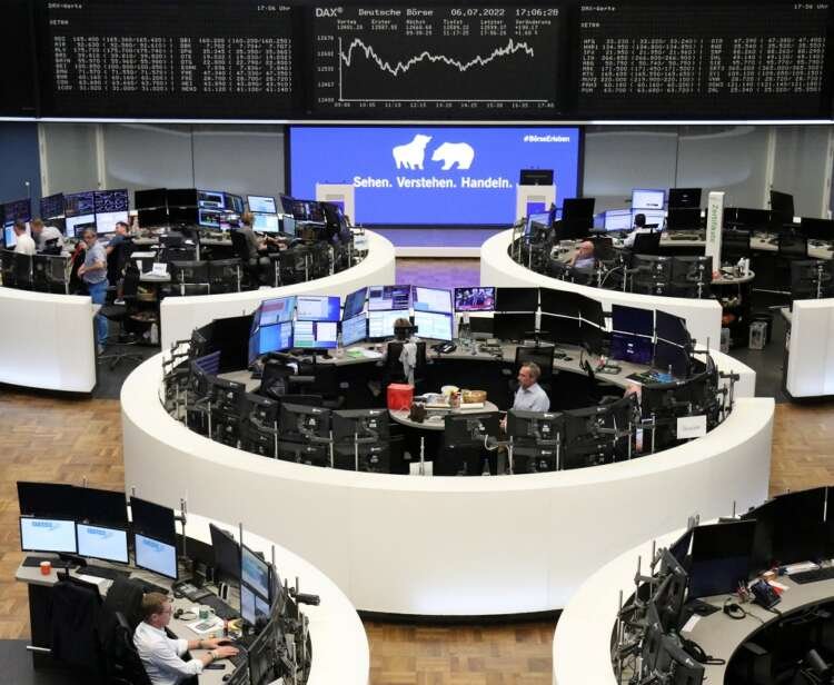 Image for European shares mark strong end to week, but recession worries remain