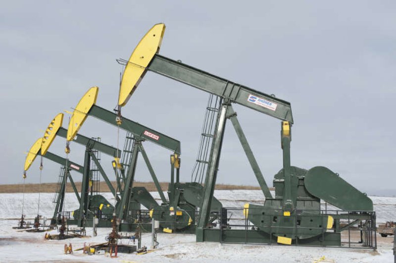 Image for Hess sees tight oil market in near term, underinvestment risk ahead