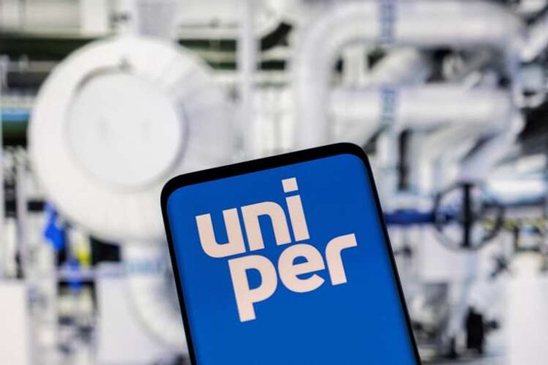 Image for Uniper sells 2023, 2024 German and Nordic power output
