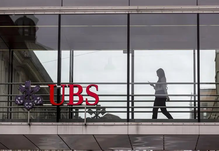 Image for UBS reports $1.4 billion net profit attributable to shareholders in Q3
