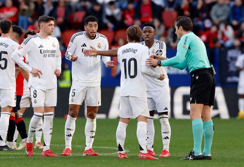 Spanish referees condemn abuse against official Jose Munuera Montero post-Bellingham red card - Global Banking & Finance Review