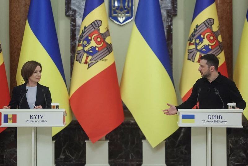 Image for Russia summons Moldovan ambassador over calls to expel Moscow's top diplomat in Chisinau