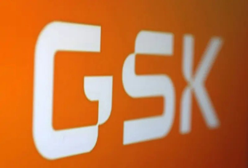 Image for British drugmaker GSK moves mRNA flu vaccine to late-stage trials