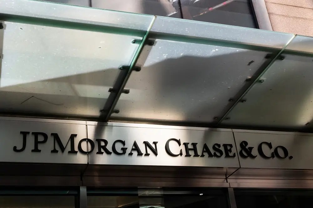 JPMorgan Chase headquarters in New York City, symbolizing record annual profit - Global Banking & Finance Review