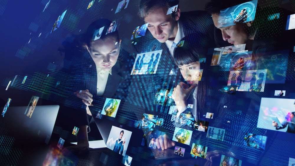 business5 Ways to Boost Your Engagement on Social Media