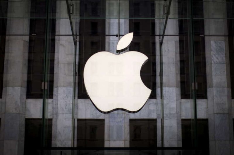 Image for French court sets date in Apple case over App Store developer contracts