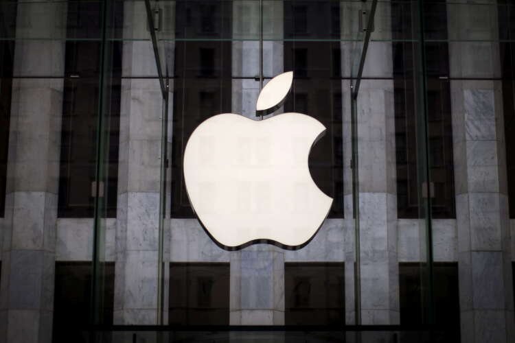 Image for French court sets date in Apple case over App Store developer contracts