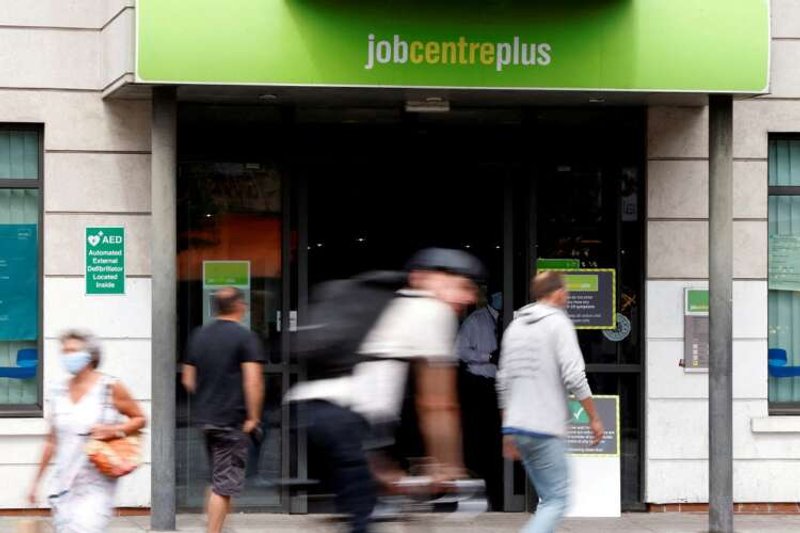 Image for UK unemployment hits 48-year low, pushing up pay