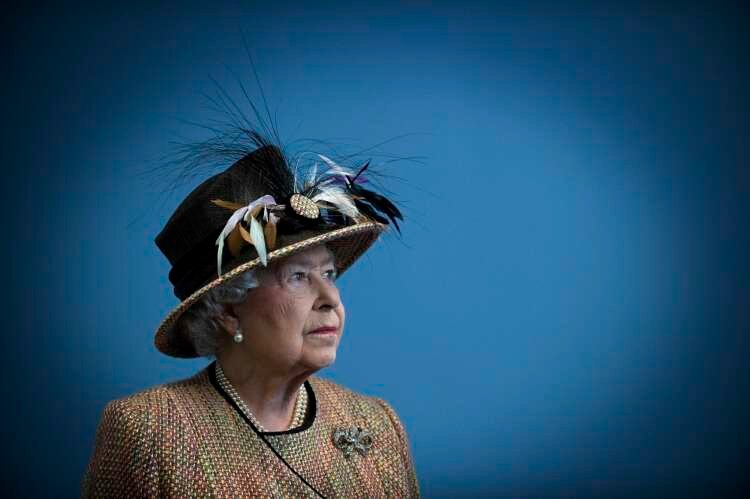 Image for Britain’s Queen Elizabeth dies peacefully at Scottish home aged 96